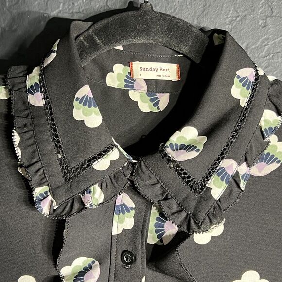 Aritzia Sunday Best Womens Size Small Black Floral Print Long Sleeve Button Down - Picture 4 of 15